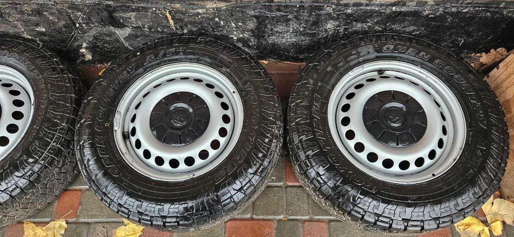 r16 5x120 transporter t5 Toyo Open Country A/T III 225/70 R16 103H