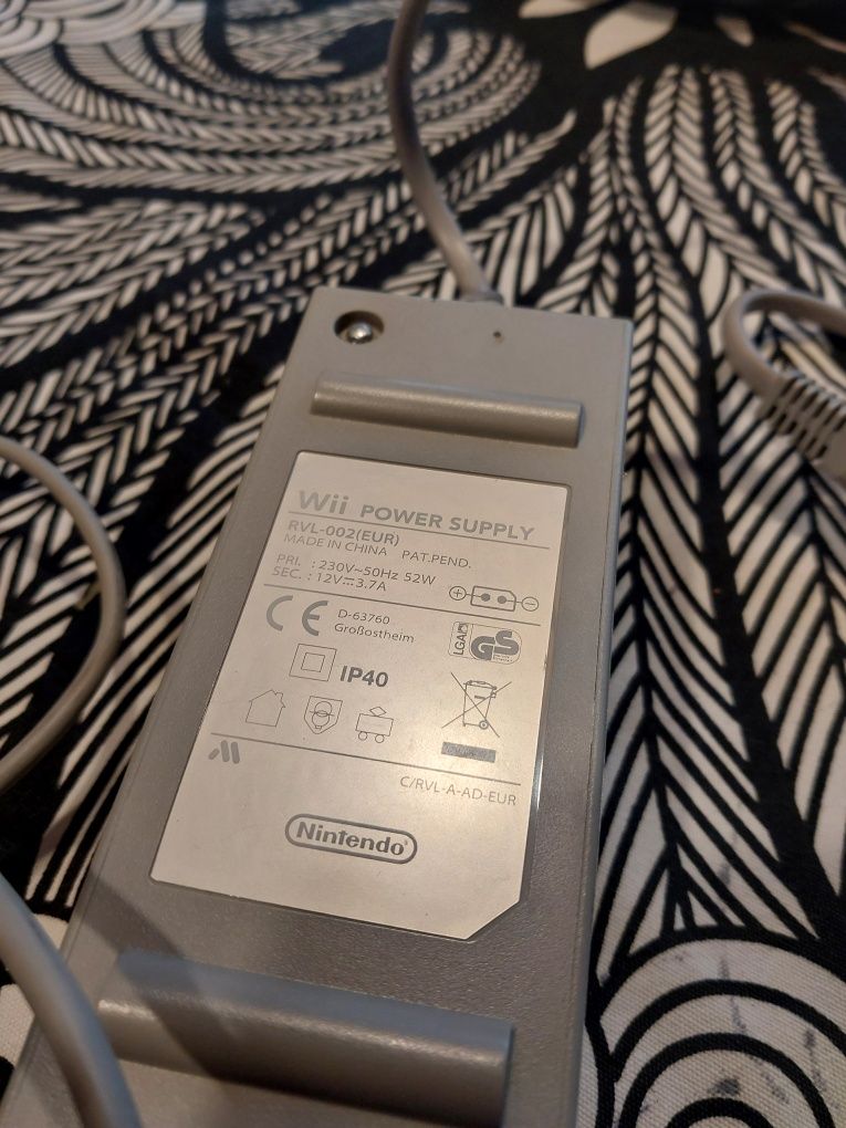 Konsola Nintendo Wii Czarna + zasilacz + kabel AV