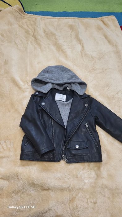 Продаю курточку zara