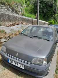 Carro Renault clio