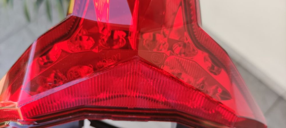 Farolim Kawasaki Z1000 novo