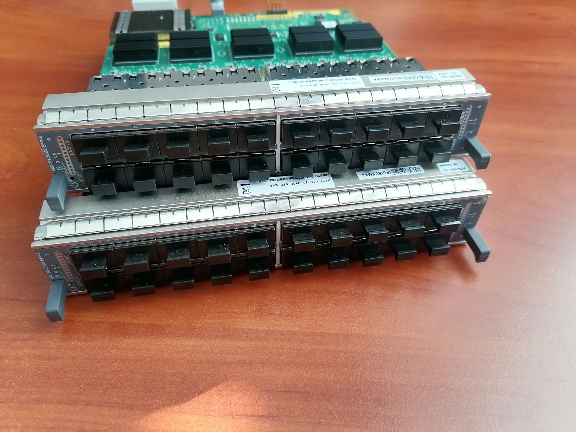 Модуль Juniper MIC-3D-20GE-SFP