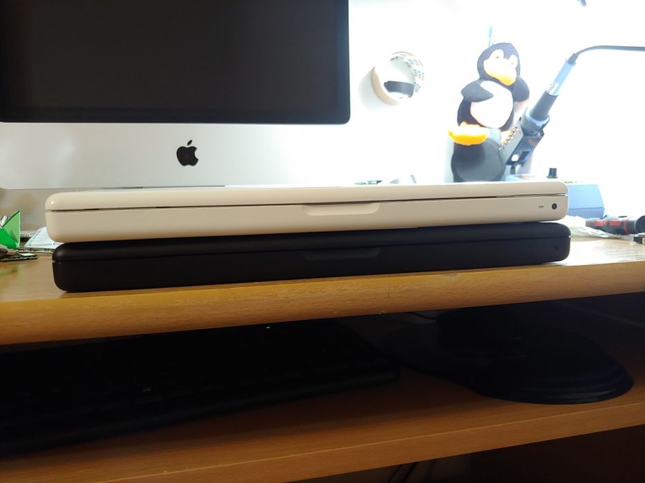 2x MacBook A1181