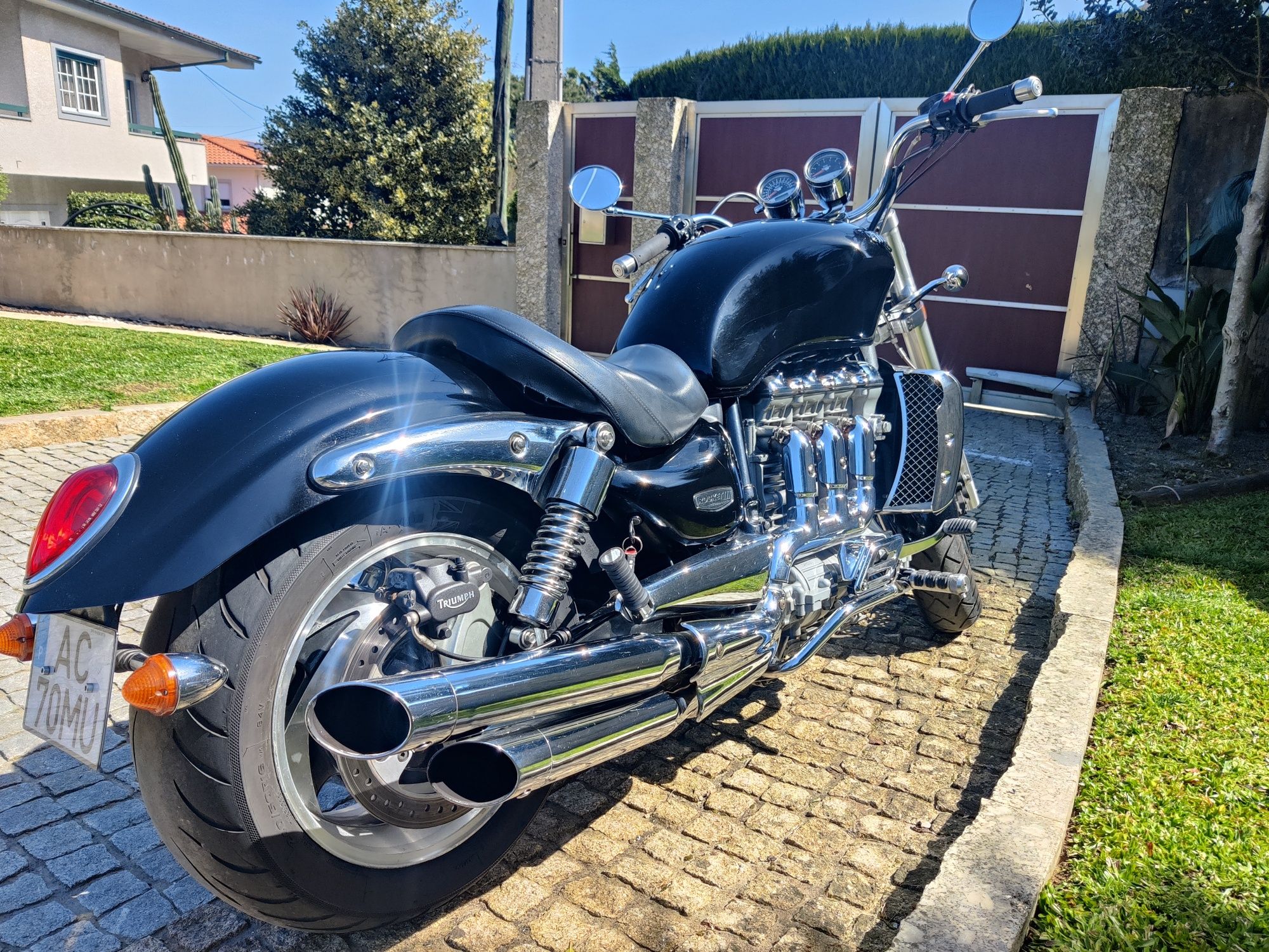 Triumph rocket 3