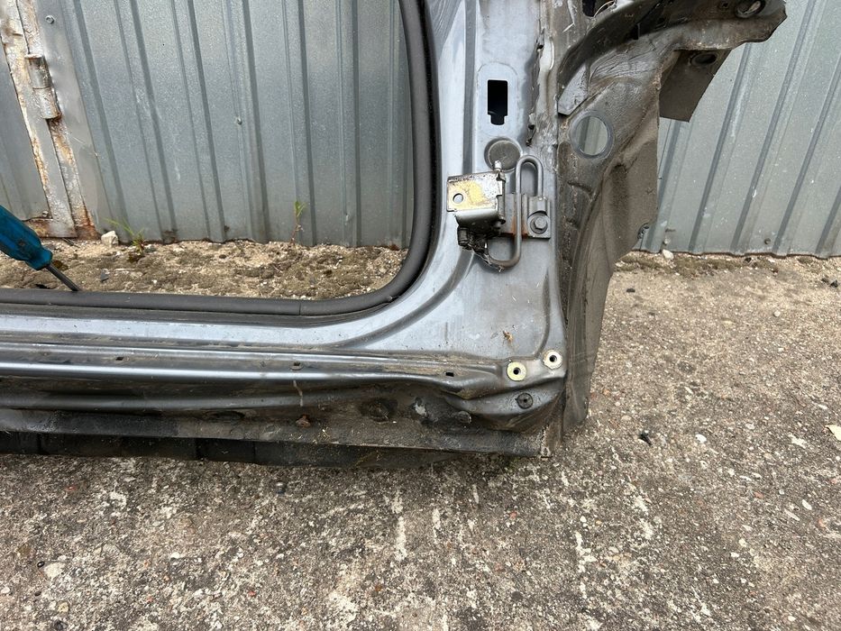 Słupek próg Prawy przód Audi A4 B6 Sedan Kombi