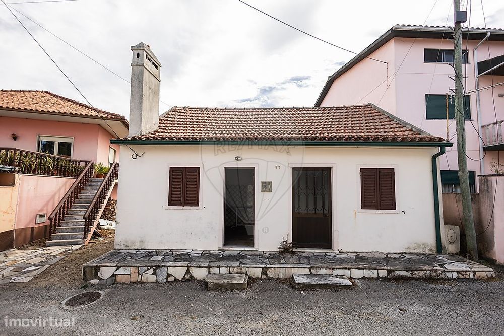 Moradia T2 para venda