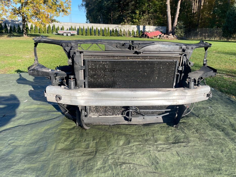 AUDI A4 B7 1.8 T 2.0 TFSI PAS pas przedni chłodnice  wentylatory belka