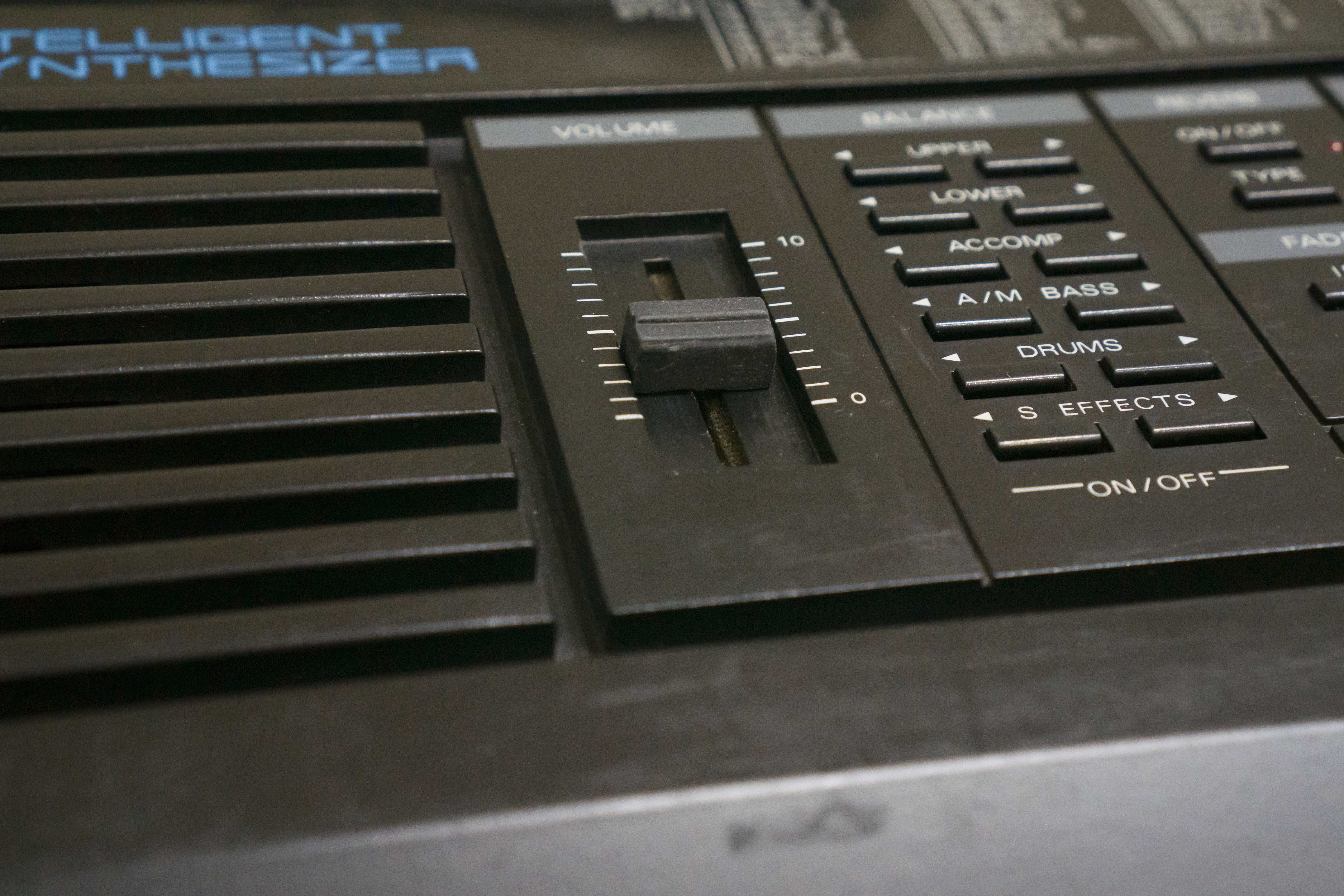 Keyboard Roland E-30