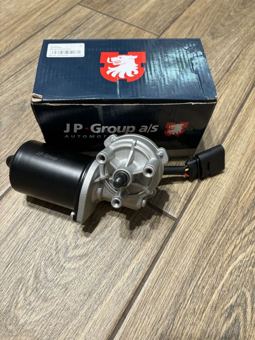 Двигун склоочисника