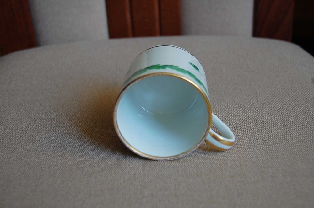 Wiedeńska Manufaktura  Augarten. Porcelanowa filiżanka z 1824 roku.