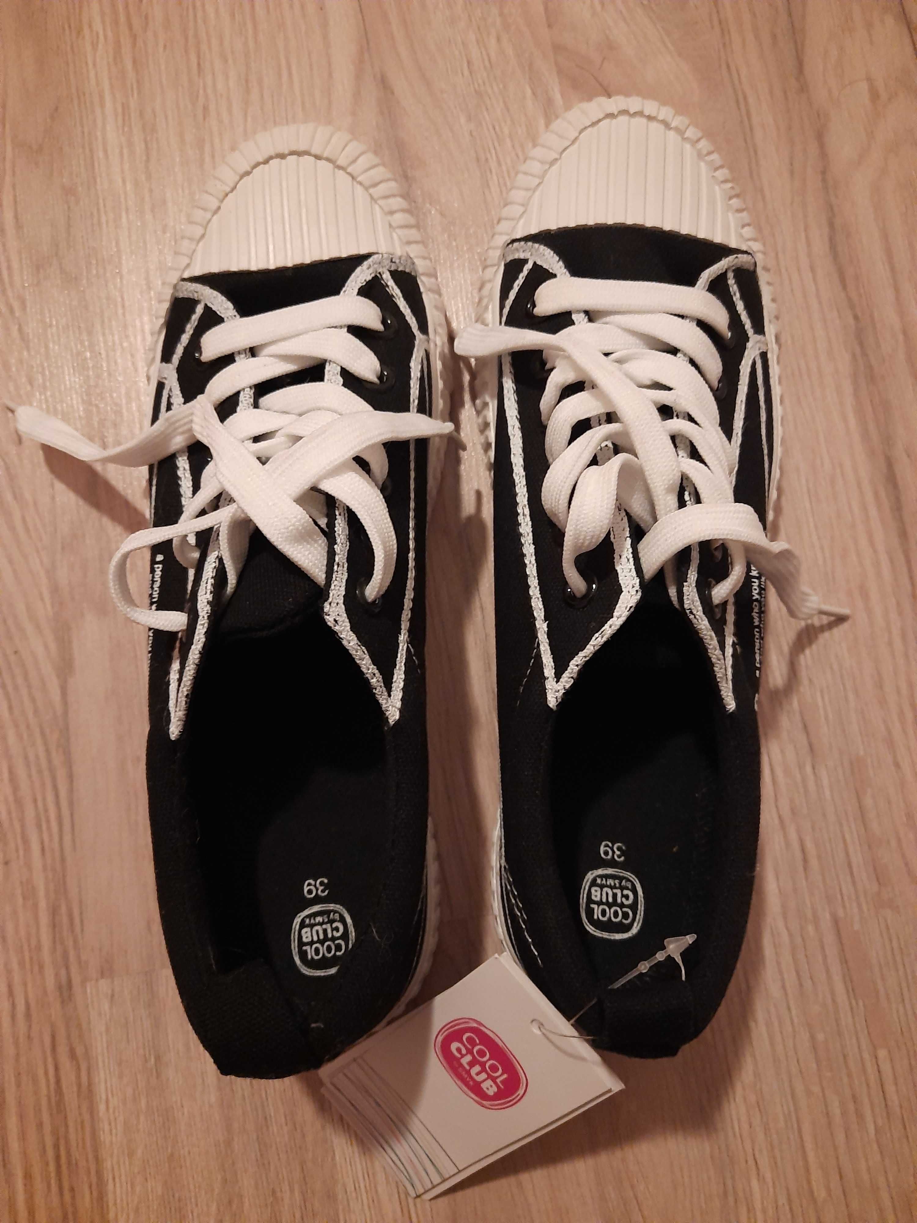 Buty/trampki 39   Smyk  *nowe*