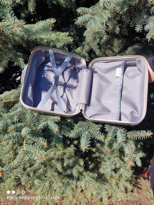 Валіза чемодан на 4 колеса поліпропілен Three birds M,S,XS