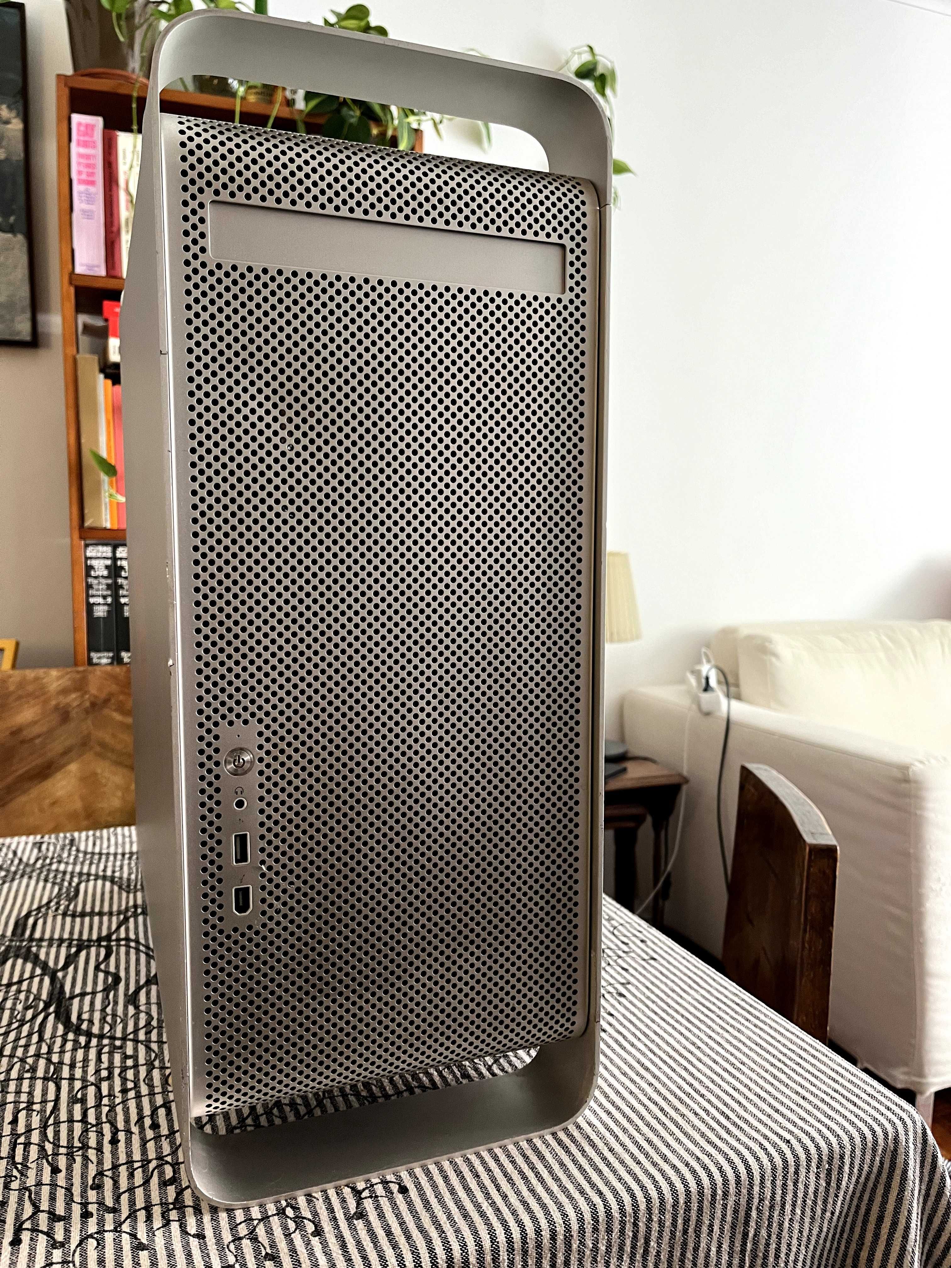 Apple Power Mac G5 - 2.0 DP (PCI-X) - 8GB RAM - A funcionar