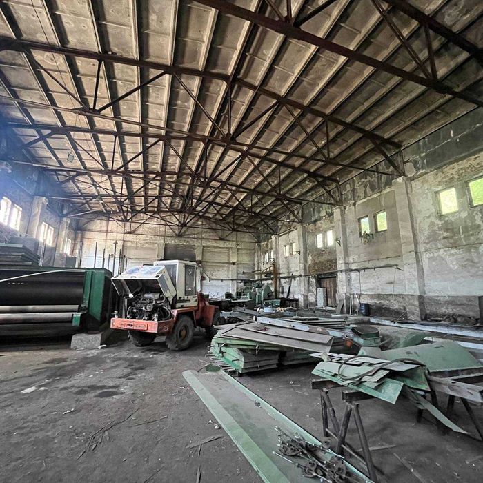 Шпоновий завод на трасі І.Франківськ - Львів