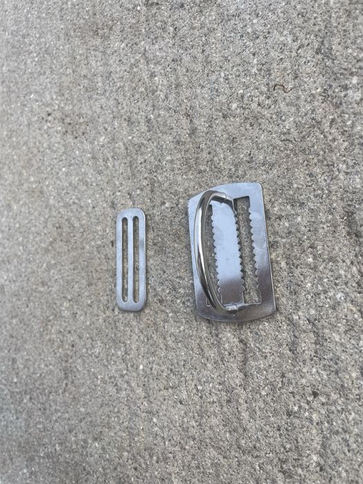 Vendo dois belt stoppers para mergulho