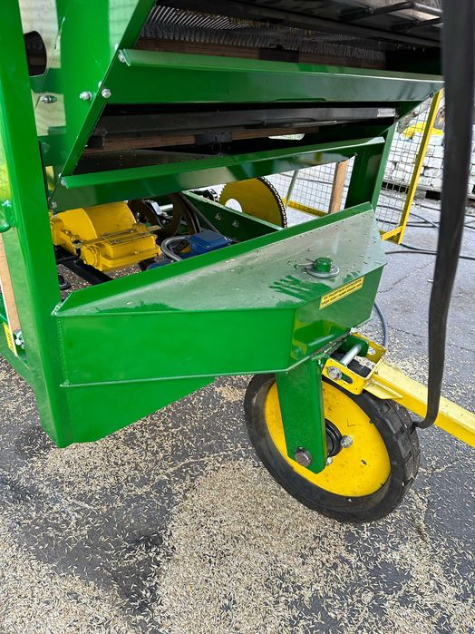 Очисник вороху універсальний ОВМ25МЦ Зерноочісна машина