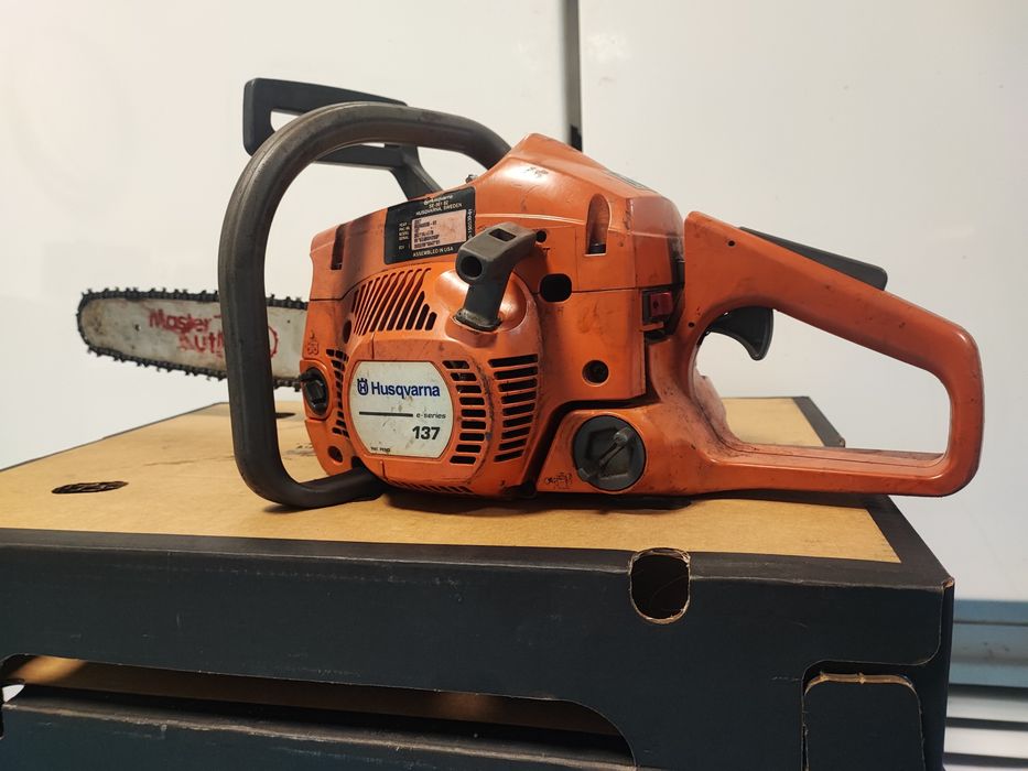 Husqvarna 137 Piła Spalinowa Prowadnica 40cm Mocna SPRAWNA Stihl