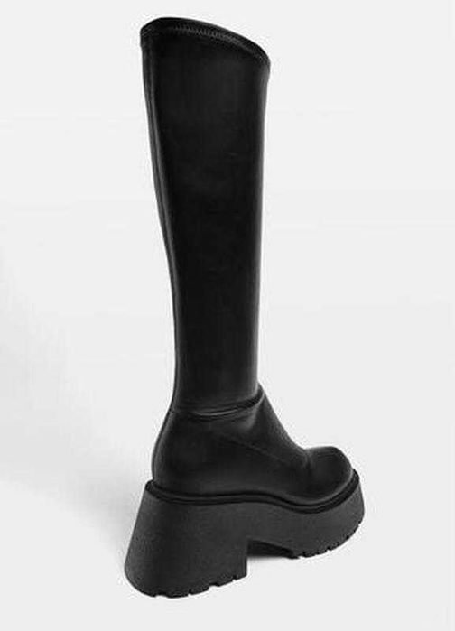 Нові чоботи stradivarius,розмір 40