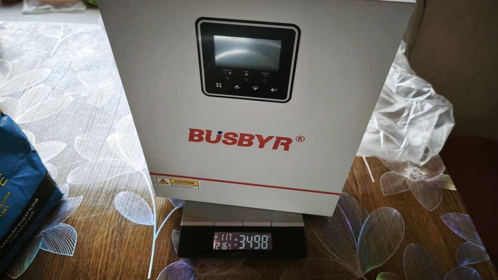 Инвертор гибрид 12В - 220В 1000W/2000W max Новый.