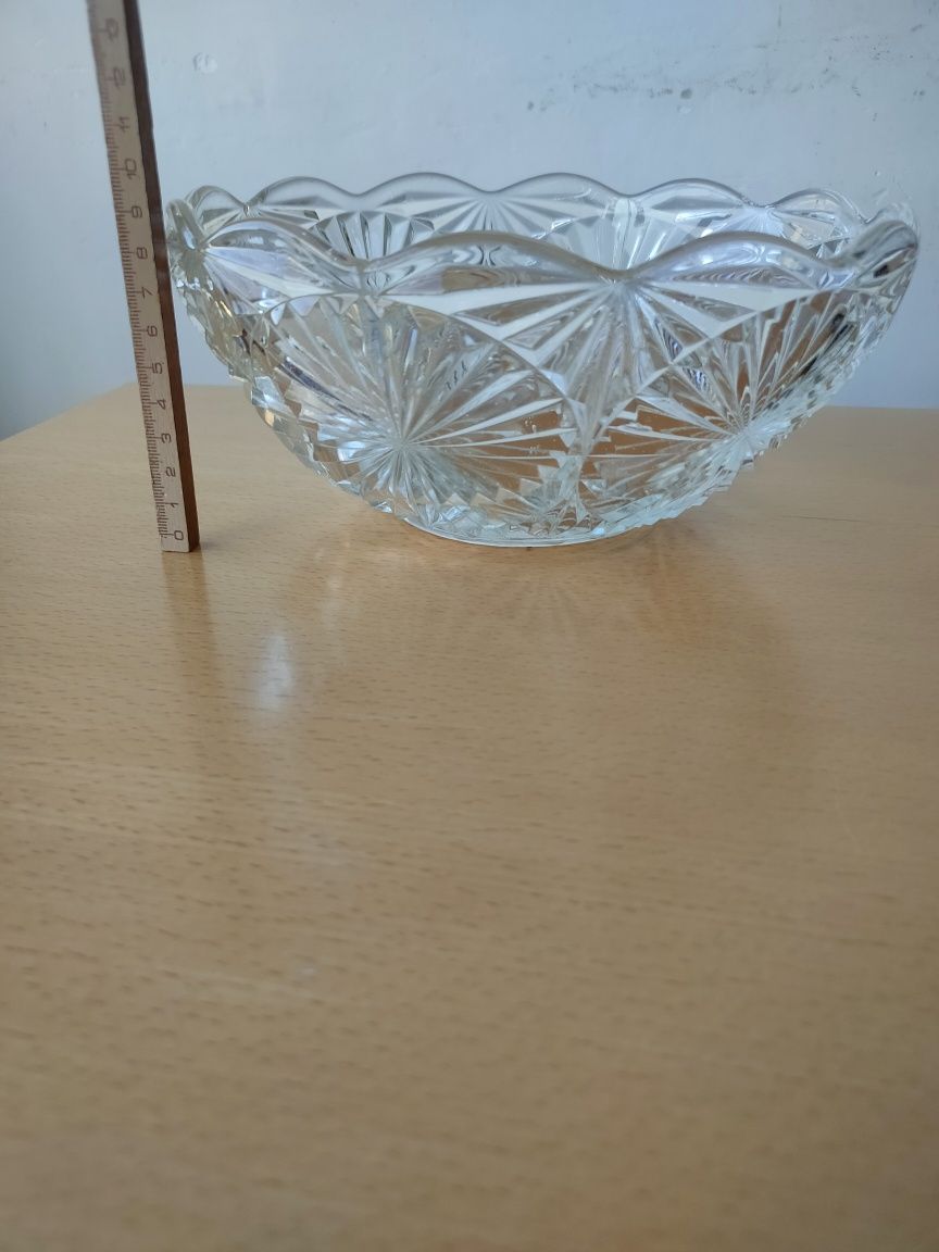 Conjunto de taças em vidro.