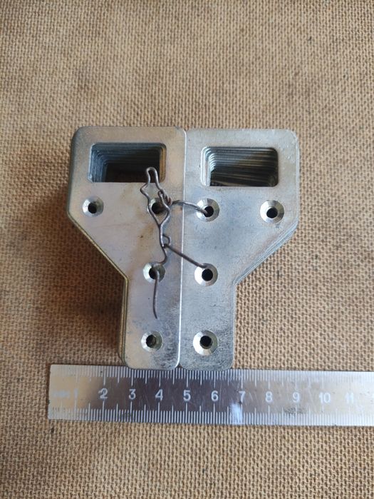 Мебельный крепеж.