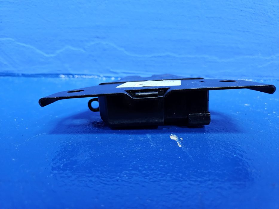 ZAMEK MASKI pokrywy silnika TESLA MODEL S nowy oryginał