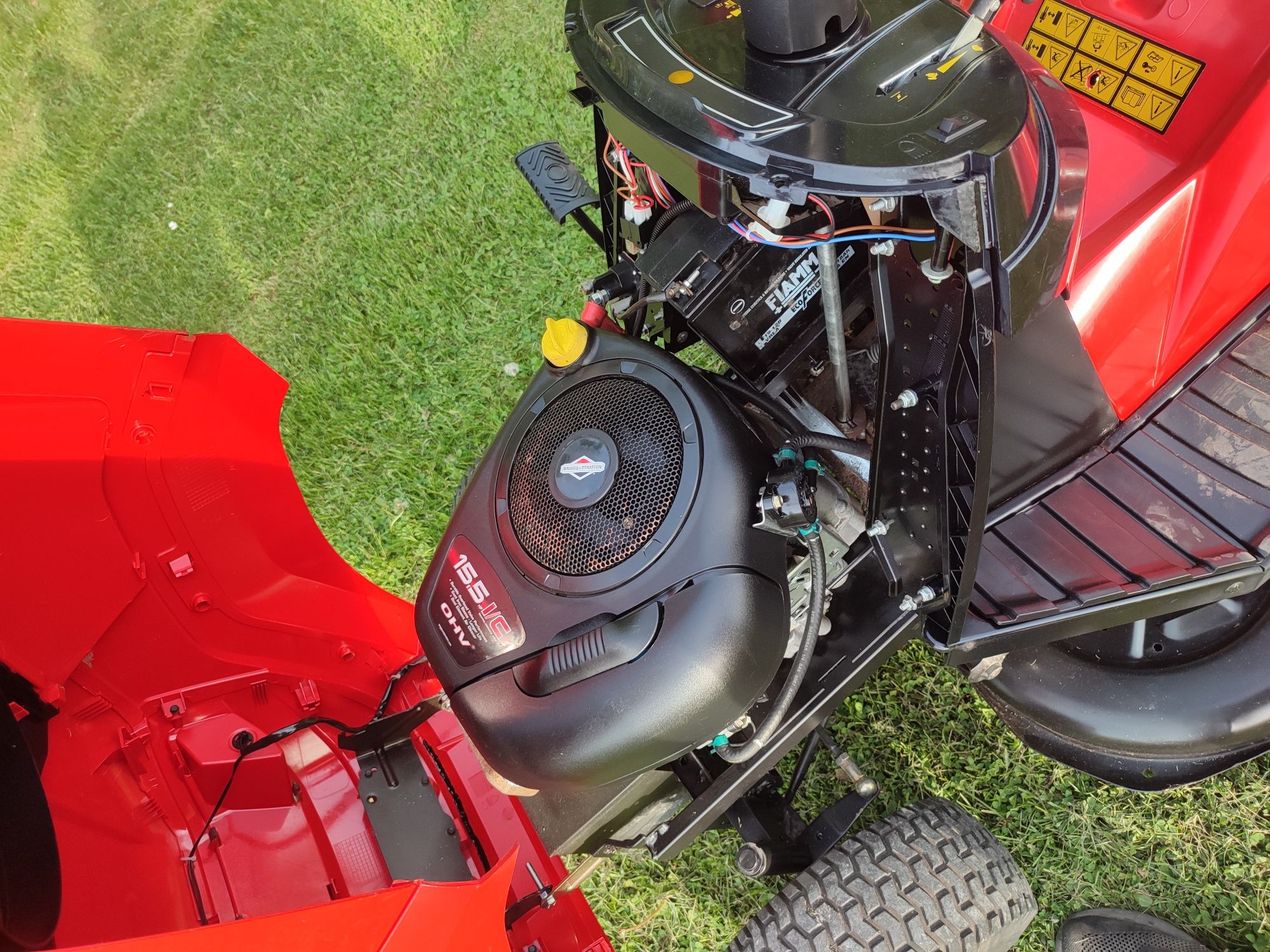 Traktorek kosiarka SENTAR CASTELGARDEN Briggs Stratton 15.5km