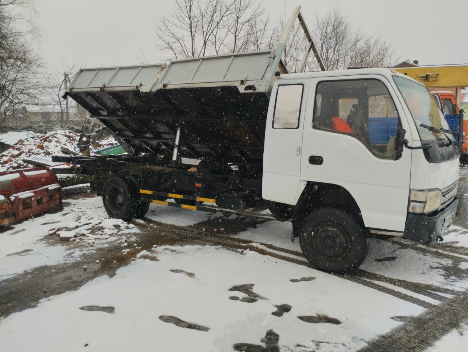 Вантажні перевезення.Послуги Самоскида