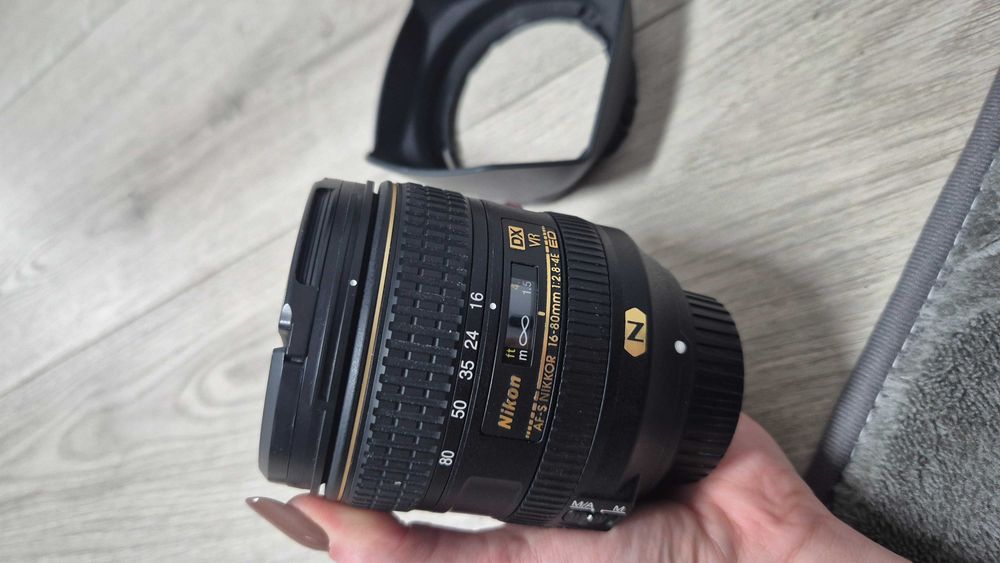 Nikon D7500 + obiektyw Nikkor 16-80mm f/2.8-4e VR