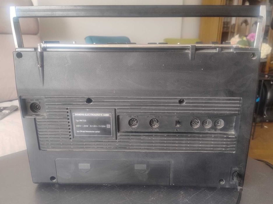 Radiomagnetofon Siemens Club 723