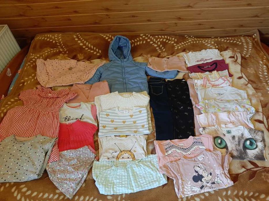 Ubrania po domu 98/104 kurtka leginsy koszulki sukienki sweterki swetr