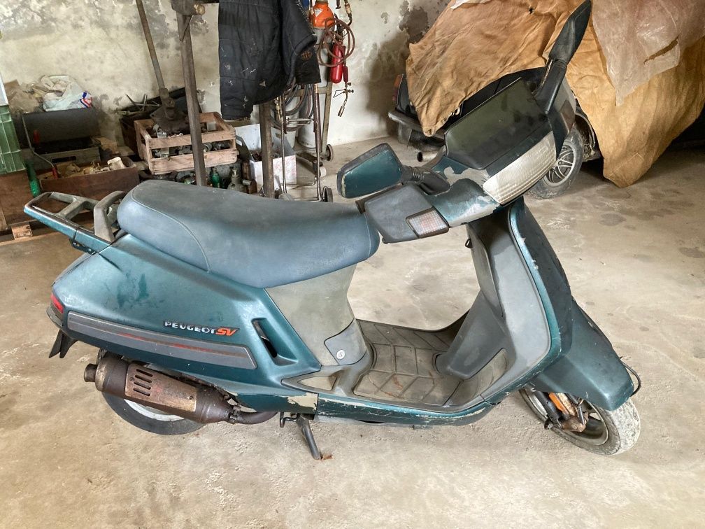 Moto à venda scoutter