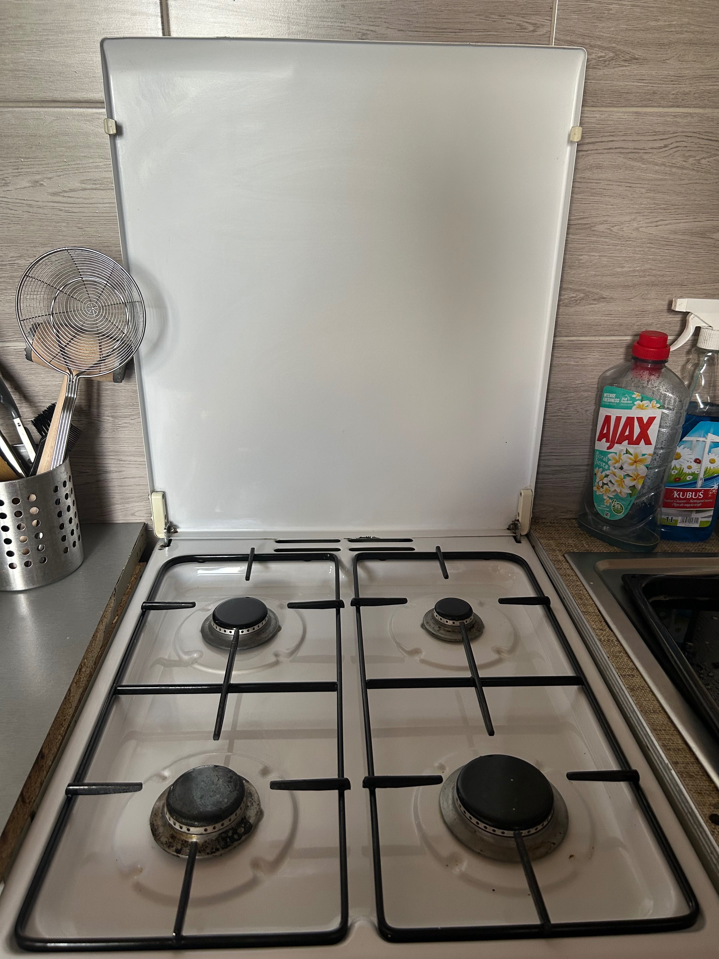 Sprzedam kuchenkę BEKO – gazowo-elektryczną