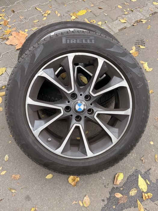 В продаже комплект дисков с резиной  R19 9J ET48 с Х5 Е70. М пакет