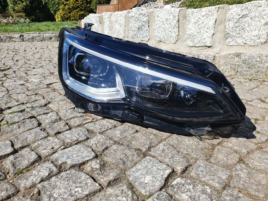Komplet lamp Full Led VW GOLF VIII 8 5H1 8R R-LINE kompletne europa