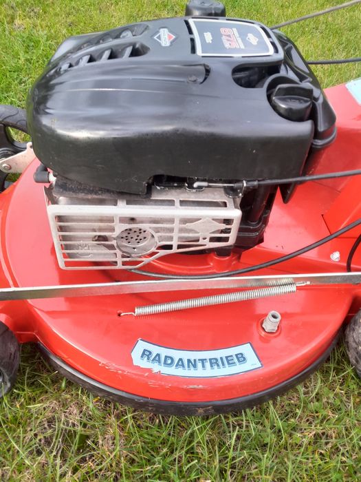 Kosiarka rębak spalinowy z silnikiem Briggs Stratton