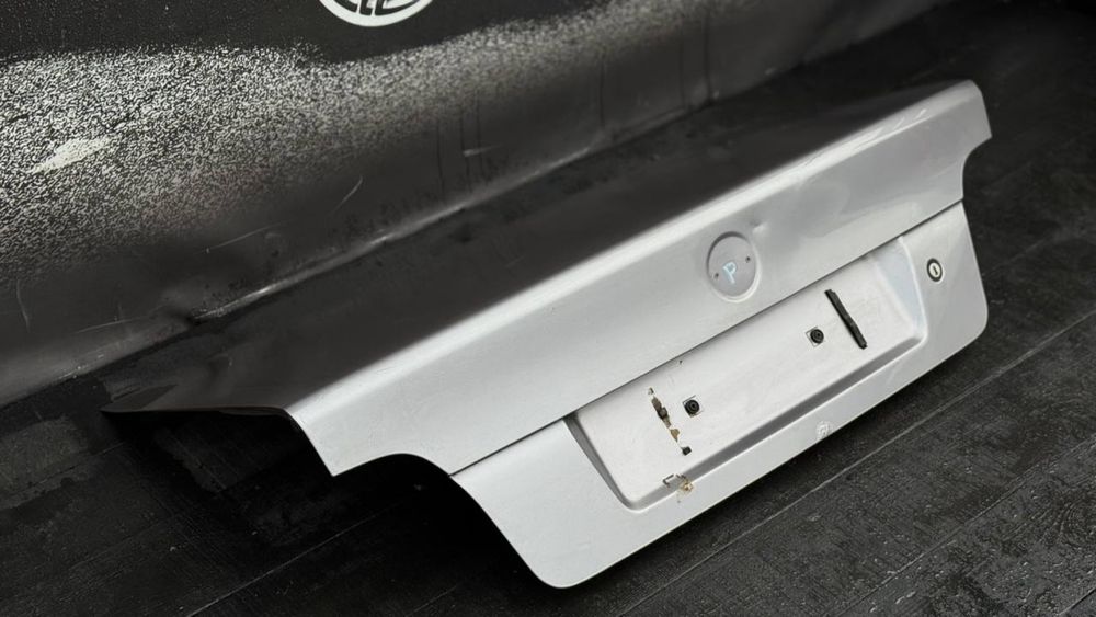 Кришка багажника БМВ Е39 Aspen silber кришка ляда бмв е39 Шрот Розбор