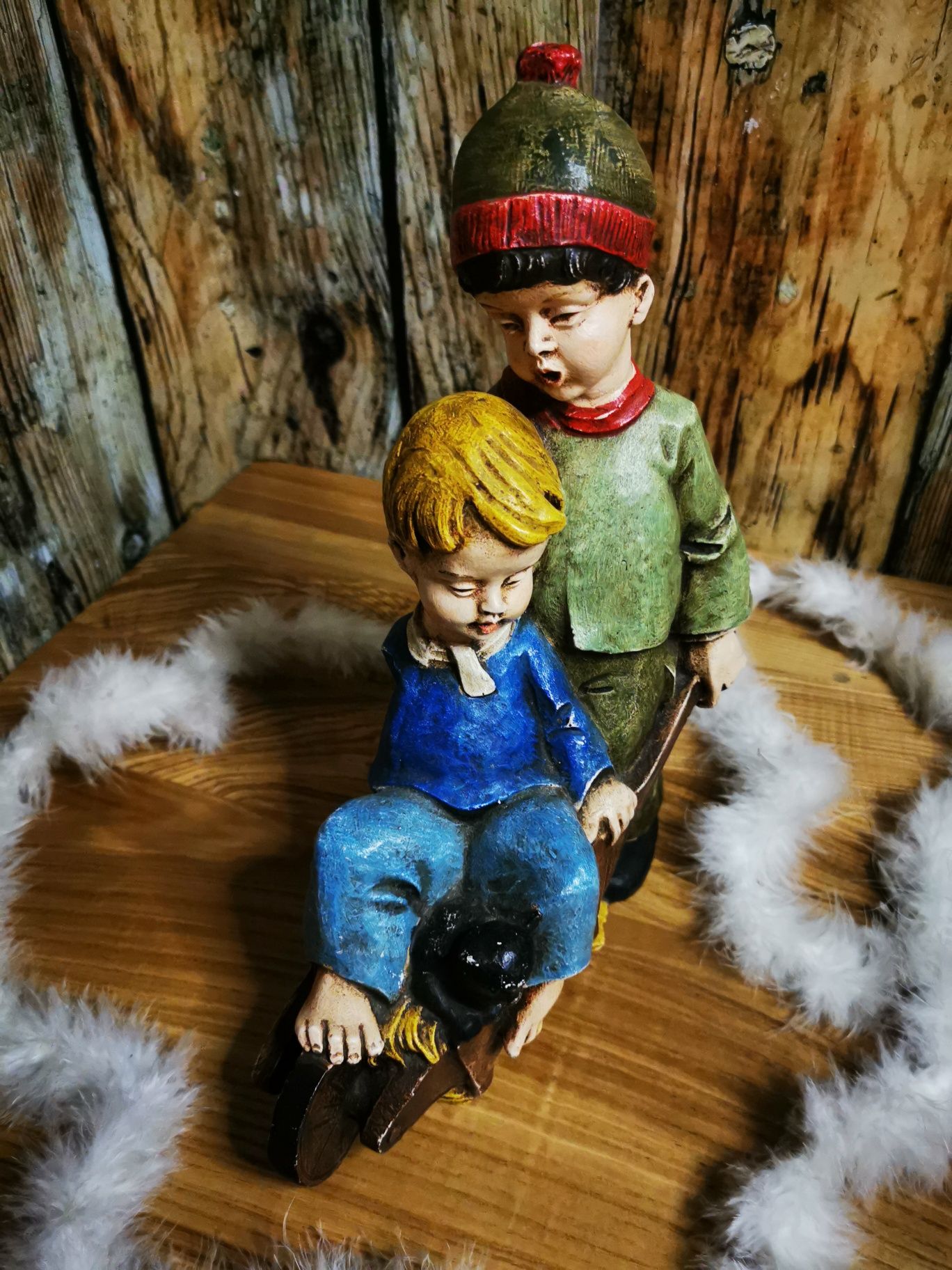 Figurka Achatit, święta Bożego Narodzenia, zima, sygnowana, kot dzieci