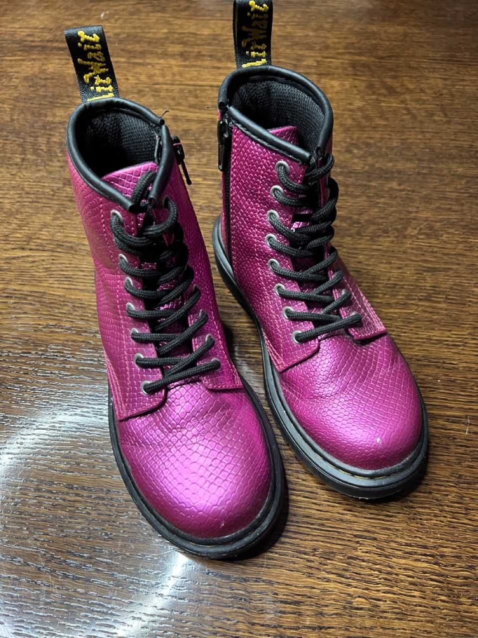 Glany Dr Martens różowe  dziewczęce rozmiar 32