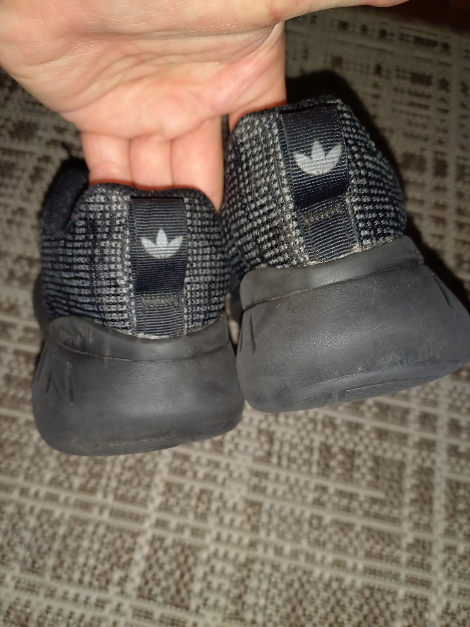 Красовки/кросівки/босоніжки на хлопчика Nike, Adidas 34-33 розмір