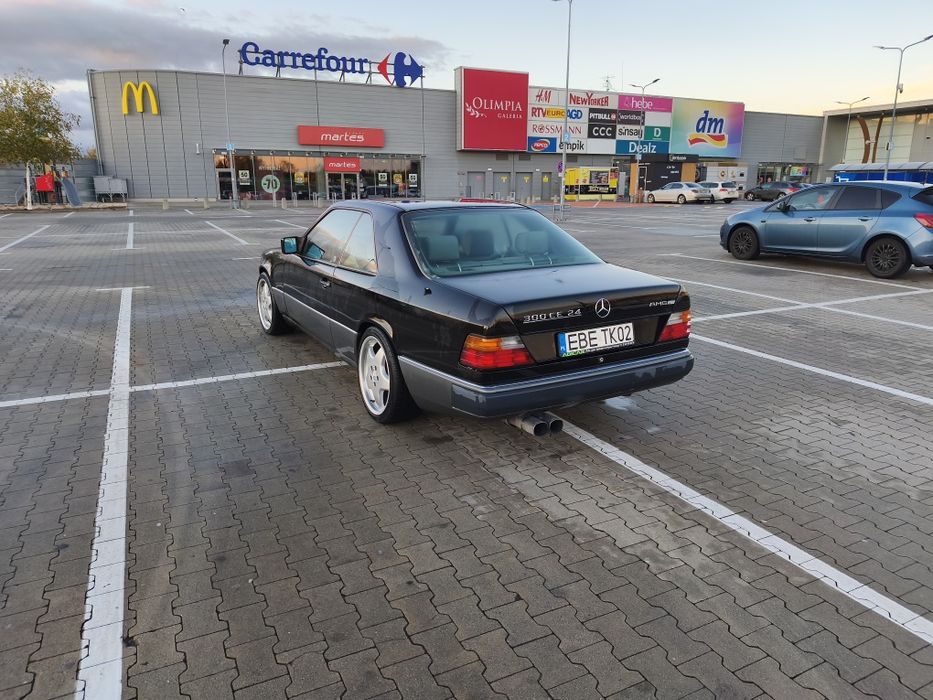 Mercedes w 124 coupe 300ce 24v