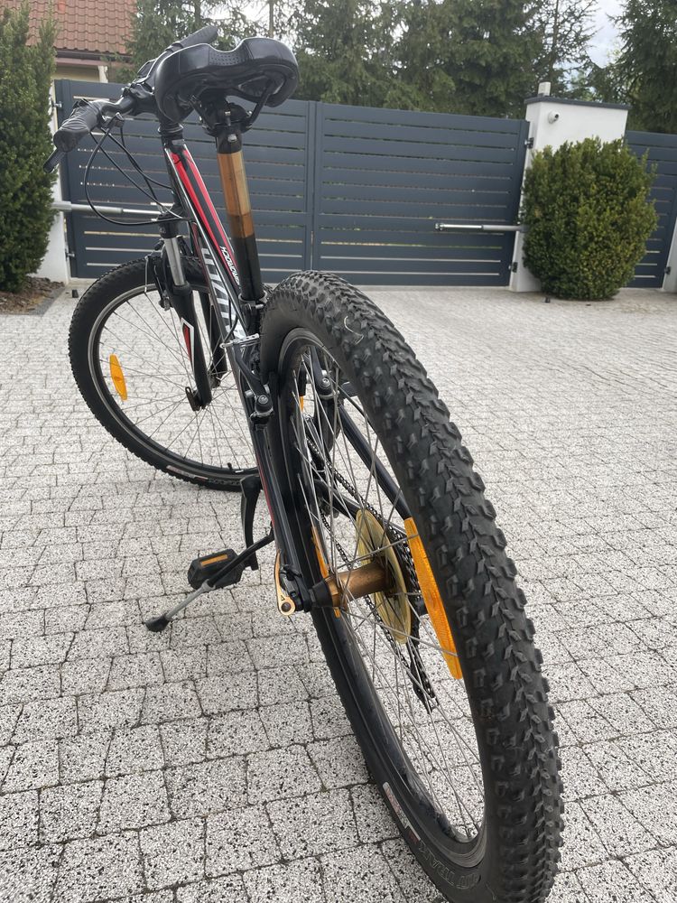 Rower uzywany specialized hardrock 13”rama   26”koła