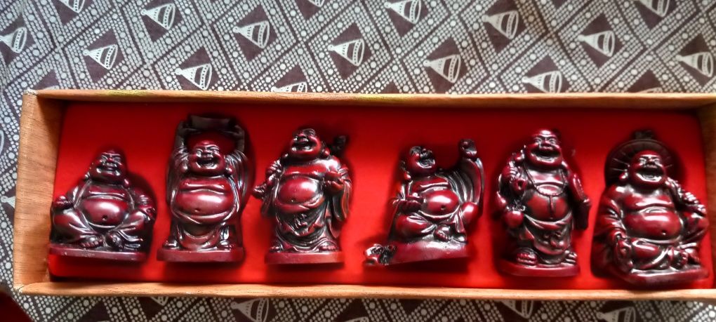 5 Figurinhas buda