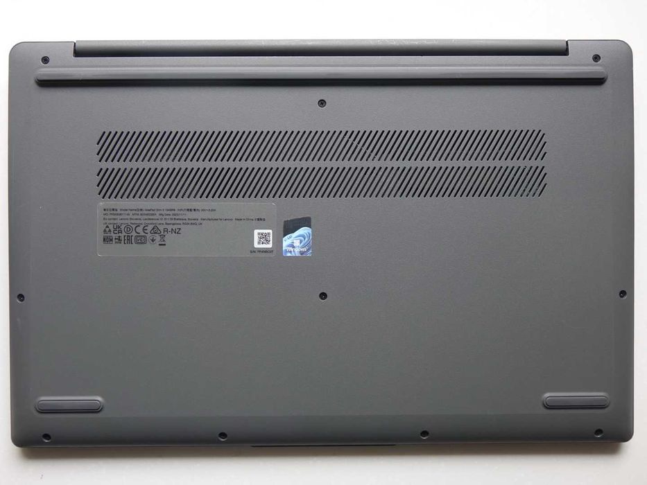Идеал Lenovo IdeaPad Slim 3 15.6 IPS FHD Ryzen 7 7730 16GB 1TB АКБ 96%