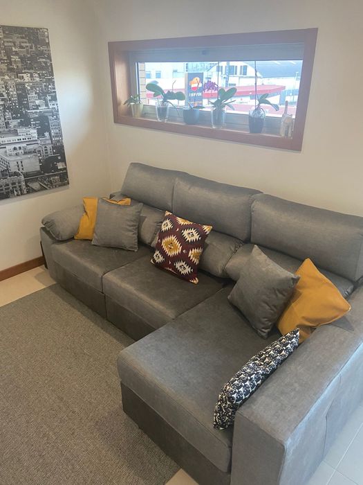 Sofá 3 lugares com chaise longue