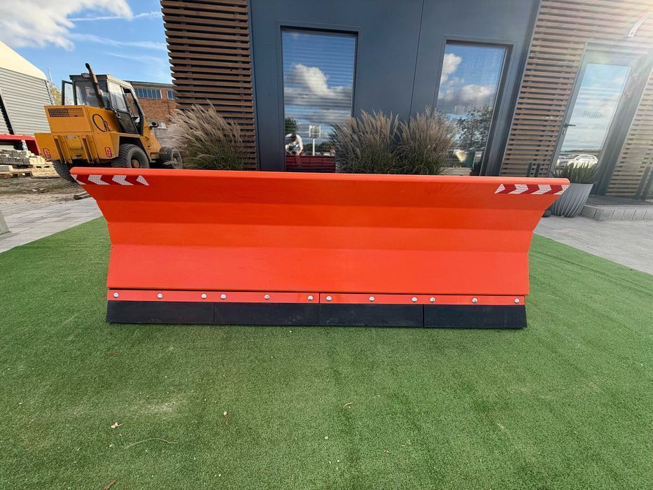 PŁUG DO ŚNIEGU – proste składane lekkie ciężkie komunalne