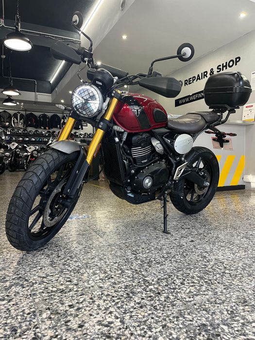 Triumph Bonneville Scrambler 400 de 2023 Apenas 5700 Kms
