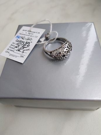 Ажурное красивое серебряное кольцо