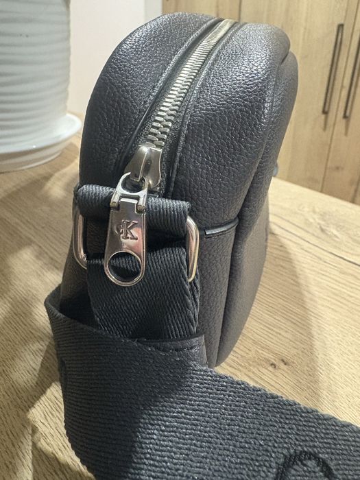 Сумка/кросбоді Calvin Klein