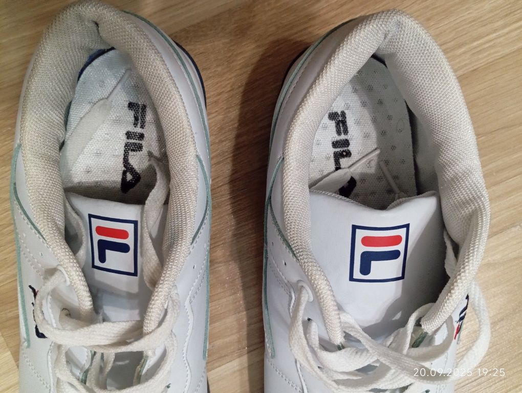 Чоловічі кросівки fila